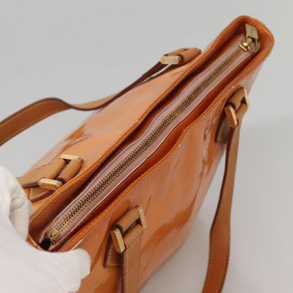 LOUIS VUITTON Monogram Vernis Houston Bag Marshmallow Pink M91302 - Picture 6 of 13